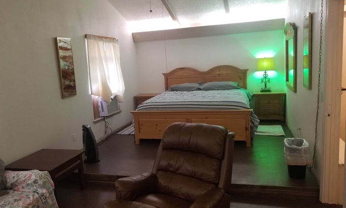 West San Antonio Casa | Bexar Suite Private Entrance and Bathroom Lackland AFB