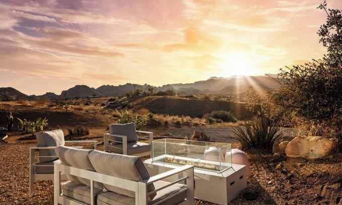 Pioneertown Casa | Beyond | Walk to Red Dog & Pappy's