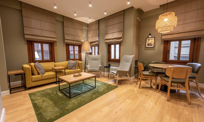 Pera Hotel | Bguest Pera Suites