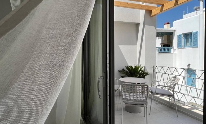 Naxos Town Apartamento | BH044 - C - Suite Naxos