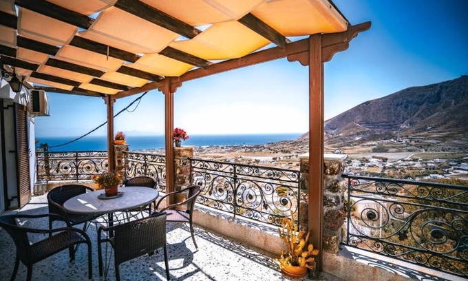 Exo Gonia Casa | BH082 - C - House Santorini