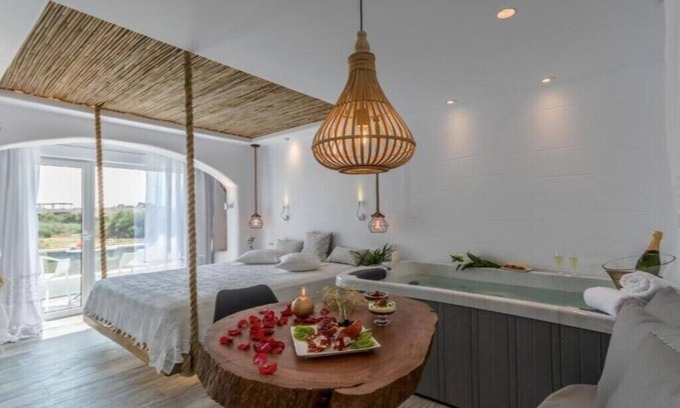 Plaka Apartamento | BH094 - C - Suite Naxos