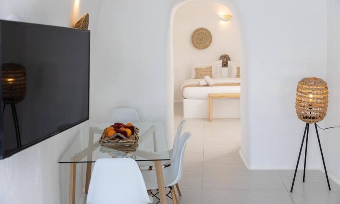 Kamari Apartamento | BH533 - C - Suite Santorini