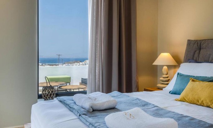 Naxos Town Apartamento | BH672 - C - Suite Naxos
