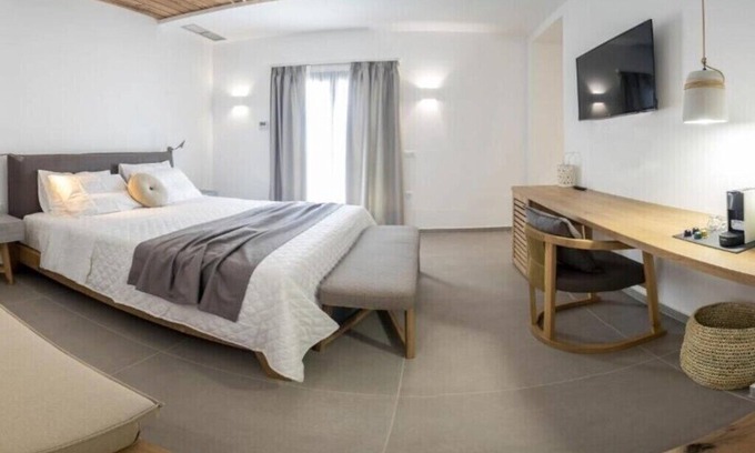 Kini Apartamento | BH785 - C - Suite Syros