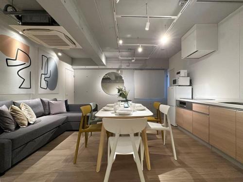 Hiroshima City Centre Apartamento | bHOTEL Art Bldg - Stylish Apartment Very Good Location