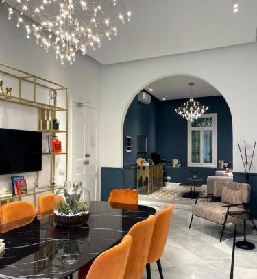 Gemmayzeh Casa | Bhub 5 Bedrooms Guesthouse in Gemmayze