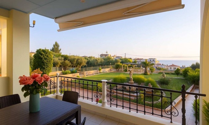 Avia Casa | Bianca Maisonette - Panoramic Golden View