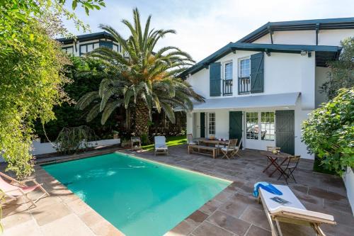 Biarritz Villa | Biarritz - Quartier Saint Charles - Golf - Piscine
