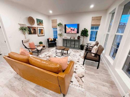 Washington Casa | Bicycle Boho 5bd5ba, Pool & Hot Tub