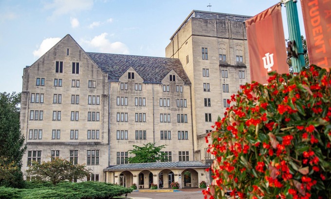 Bloomington Hotel | Biddle Hotel and Conference Center