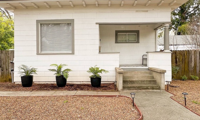 Chico Casa | BIDWELL PARK BUNGALOW