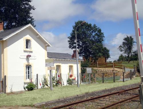 Sigournais Casa | Bienvenue à la halte de Sigournais ancienne Gare