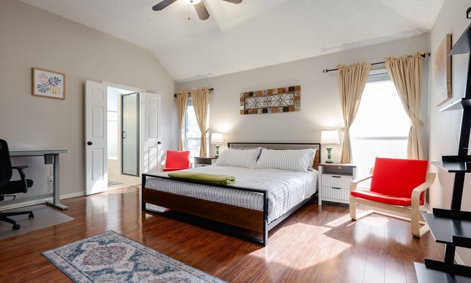 Southwest Arlington Casa | Big 4 Bdrm 2 Bath, Private 15' Swim Spa, Hot Tub, Fenced Private Yard, Big Trees