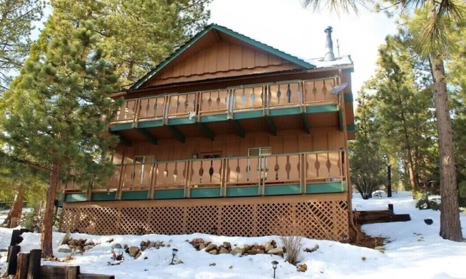 Whispering Forest Cabina | Cabina de descanso para divertirse, disfrutando de la belleza que nos rodea