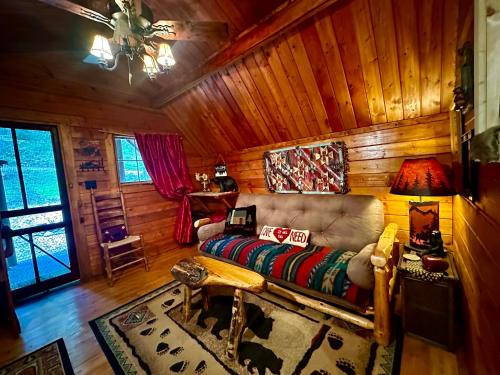 Cosby Casa | Big Bear Log cabin