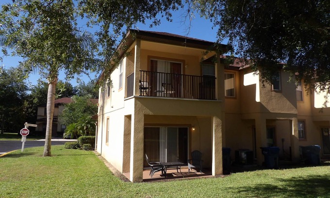 Wellington Casa | Big Beautiful 4 Bedroom in Regal Palms Resort