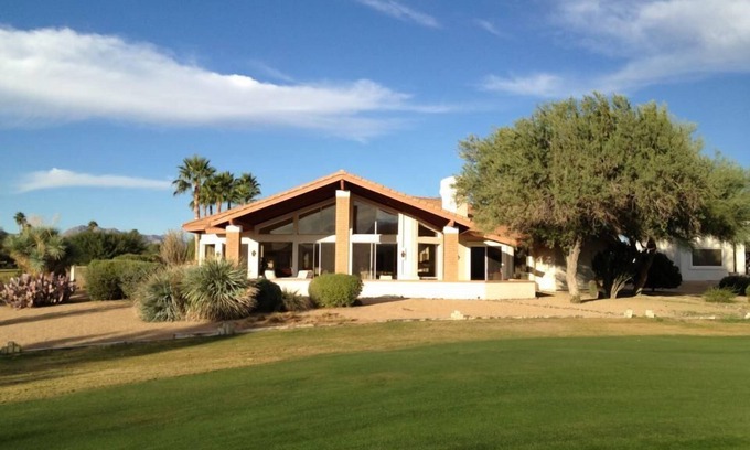Rio Verde Casa | Grande, hermosa casa con vistas panorámicas de Mtns & Golf Course ~ 3 Bed, Bath 2. 5