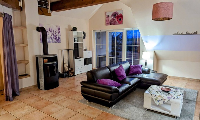 Euskirchen Apartamento | La belleza grande con balcón