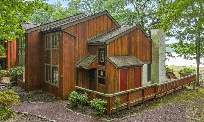 Lake Harmony Casa | Big Boulder Lake Townhome
