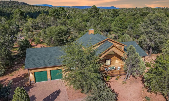 Payson Cabina | Big Buck Lodge: 2 Acre Secluded Escape to Luxury and Nature in Payson
