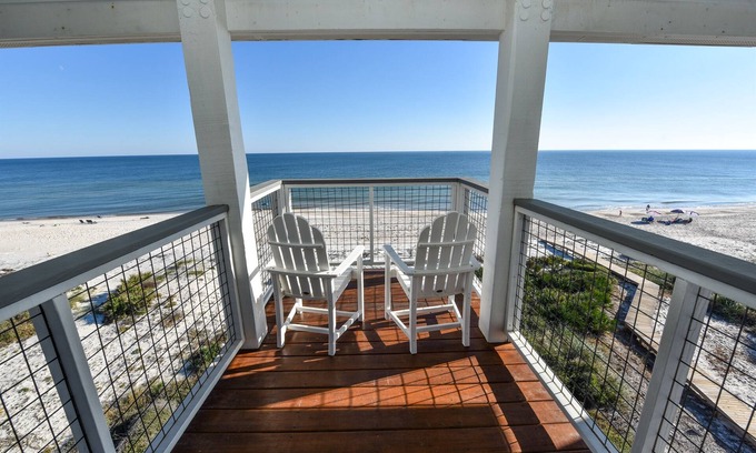 Plantation Casa | Big Daddy's Beach House