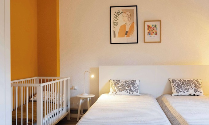 Laar Apartamento | Big flat with fresh renovation,free parking,SonyPS