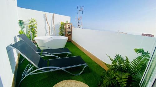 Adeje Casa | Big House Adeje Deluxe by Deihu Experiences