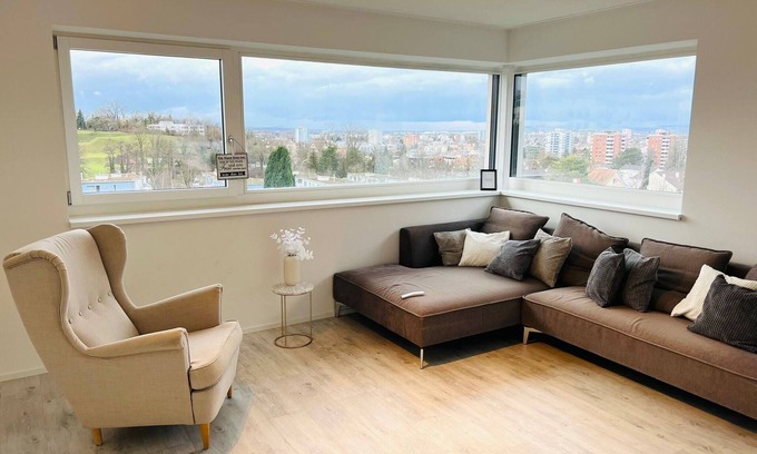 Binningen Casa | Casa grande para 10 personas