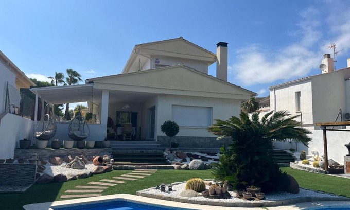 El Mas Mel Casa | Big house with swimming pool