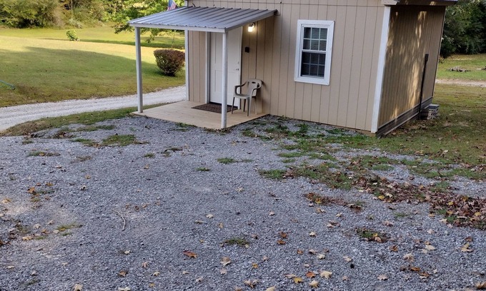 Ashley Oaks Cabina | Big Mountain Cabin 3 w/ direct access to Windrock