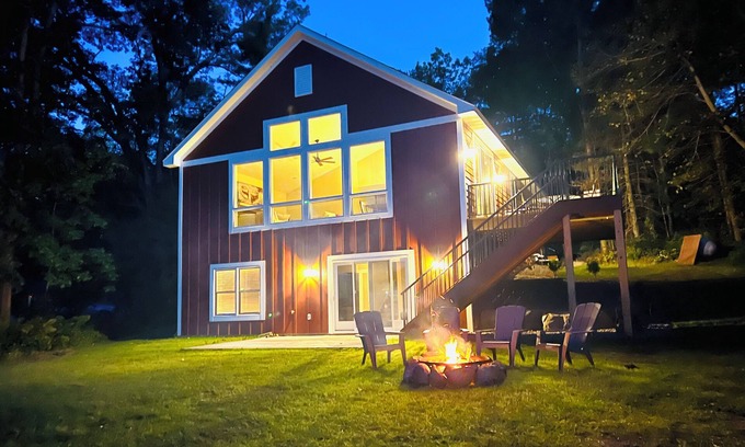 Almelund Casa | Big Red on Long Lake - Save 20%! New construction just an hour from the cities.