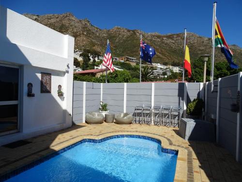 Gordons Bay Central Casa | Big Skies Guesthouse