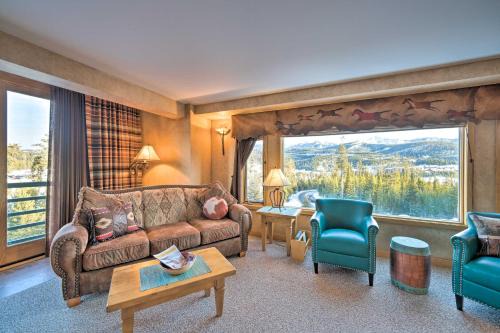 Big Sky Apartamento | Big Sky Ski-InandSki-Out Condo with Mountain Views!