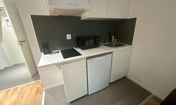 Karrdal Apartamento | Big Studio Apartment in Sollentuna, Stockholm