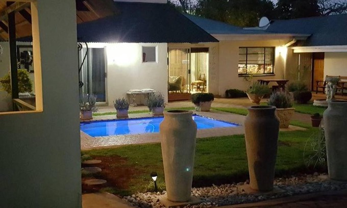 Brits Casa | Big Tree Guesthouse Brits