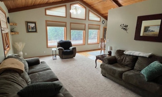 Clancy Casa | BIGFOOT'S GETAWAY