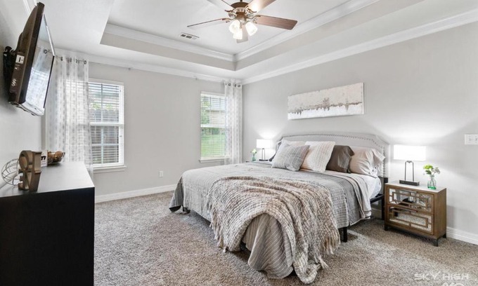 Bentonville Casa | Bike In-Out, Close to Applegate and Coler Trails, Close to Downtown, Dogs OK