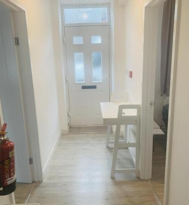 Merthyr Vale Casa | Bike Park 5 miles2-Bed cottage in Merthyr Vale