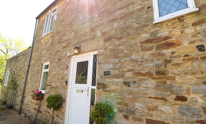 Eastgate Cabaña | Bilberry Nook Cottage, WESTGATE