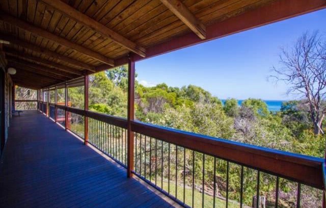 Seventeen Seventy Casa | Bimbimbi - Unique Two-Bedroom, Serene Holiday Hideaway with Gorgeous Views in Historic 1770