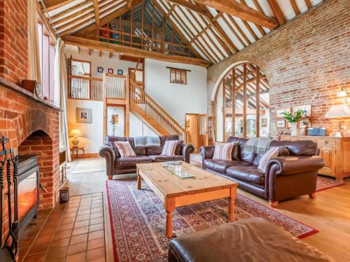 Reepham Casa | Bimblebox Barn - Uk48275