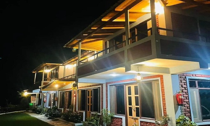 Almora Complejo | Binsar Oak Paradise Resort Binsar