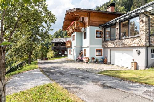 Goldegg Apartamento | Biobergbauernhof Bergzeit Apartment