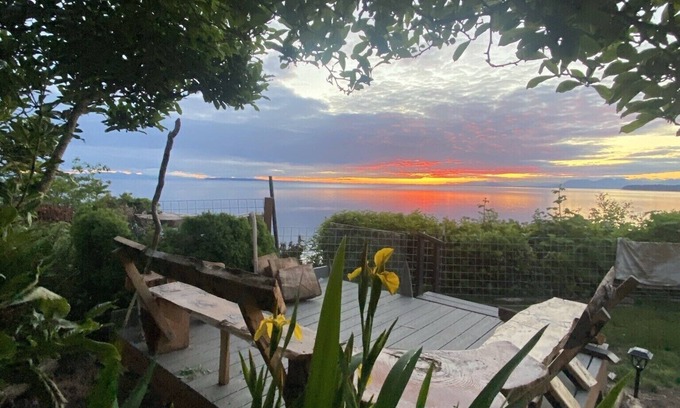 Blaine Casa | Birch Bay sunsets beyond IMAGINATION