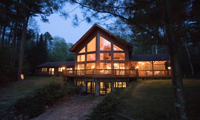 Boulder Junction Casa | * NUEVA LISTA * BIRCH BRAE-Amazing House en Big Lake, rodeado de bosques y arte