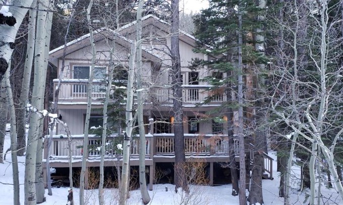 June Lake Casa | Birch Creek #8 - 2BR/1.5BA
