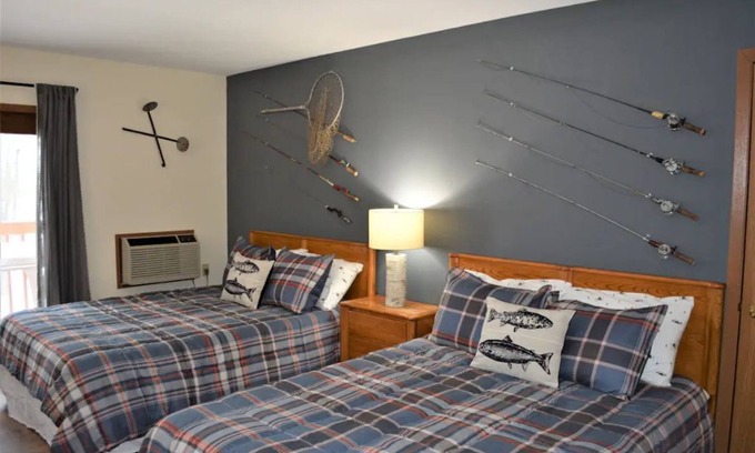 Hayward Complejo | Birch Point Resort Condo #19 - Nelson Lake, Hayward