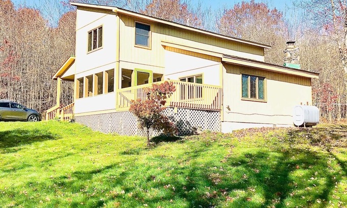 Fleischmanns Casa | Escapada a la cabaña de montaña Catskills aislada