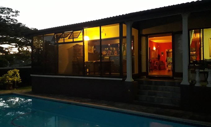 Illovo Beach Cama Y Desayuno | Birdcage B and B